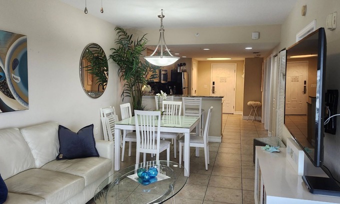 Capri Isle Condo | Indulge in Luxury for Less – Ocean Views