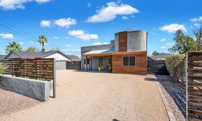 Encanto House | Industrial Modern Loft House in Midtown