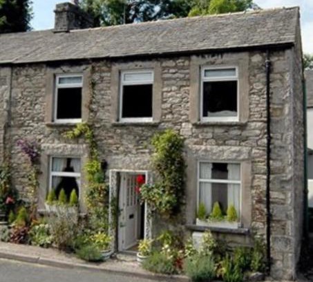 Lindale House | Inglenook Cottage