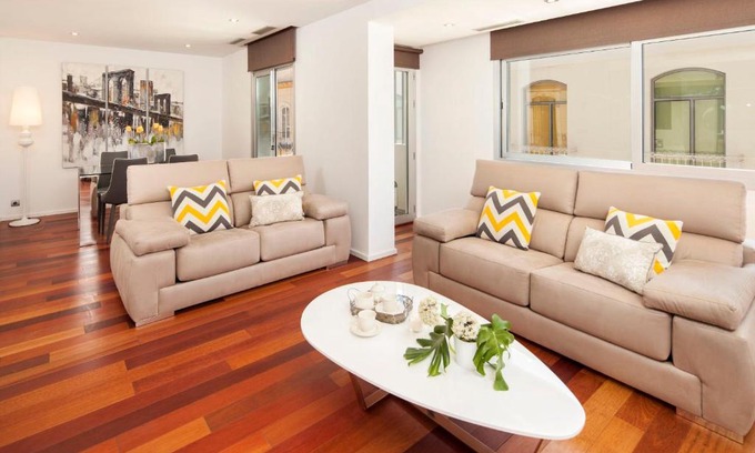 Centro Apartment | INMálaga Granada 2