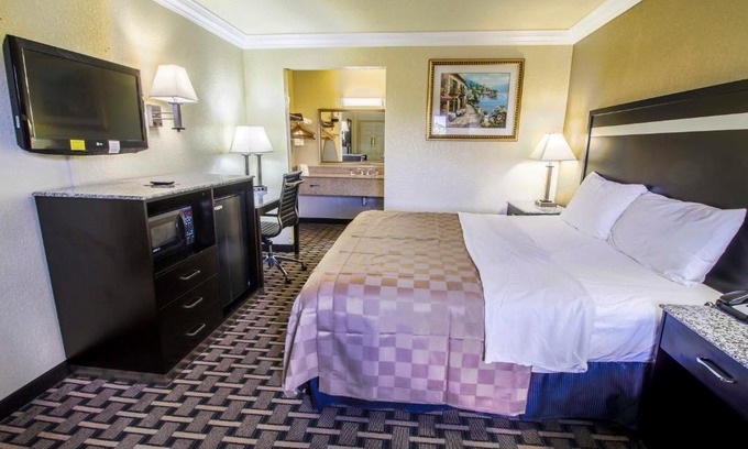 Hunt Club Hotel | Inn of America