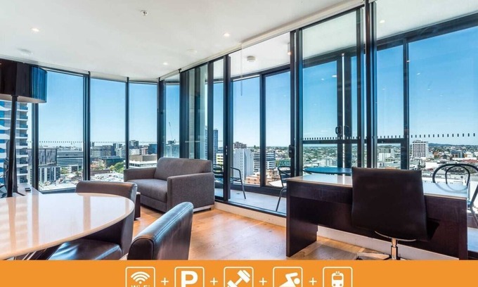 Fortitude Valley Apartment | Inner City 2 bedroom Apartment with Parking
