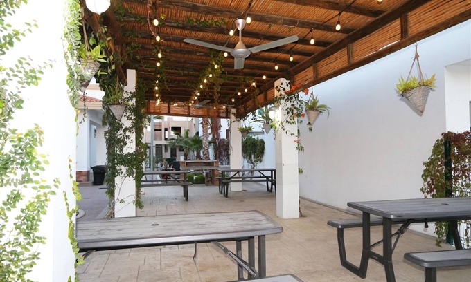 Mazatlan House | Insta-worthy Amenities, Family Friendly