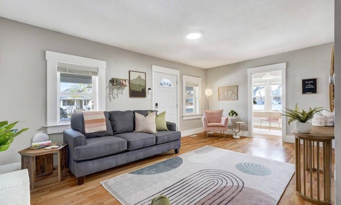 Central Colorado Springs House | Institute Aura! Family Home w Quiet Workspace