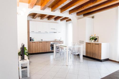 Vicenza Apartment | INTERO APPARTAMENTO nel cuore di VICENZA