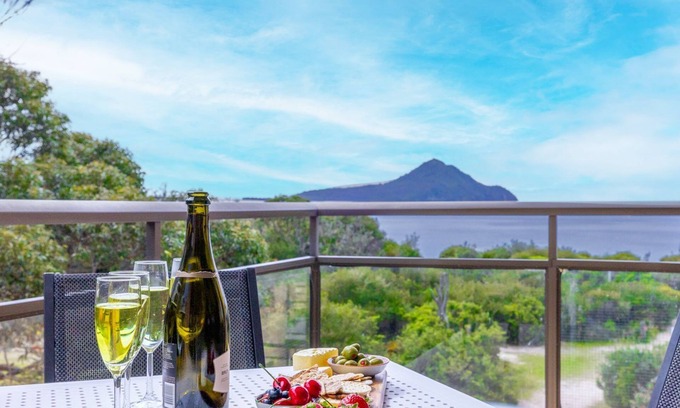Nelson Bay Apartment | Intrepid, 6/3 Intrepid Close - right on the waterfront