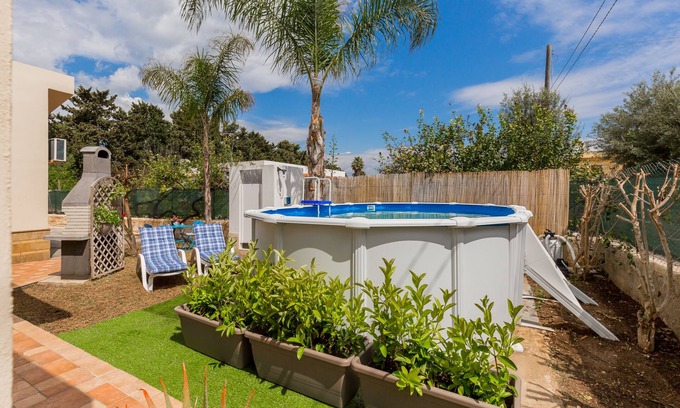 Avola House | Irene's house with pool, parking & wi.fi