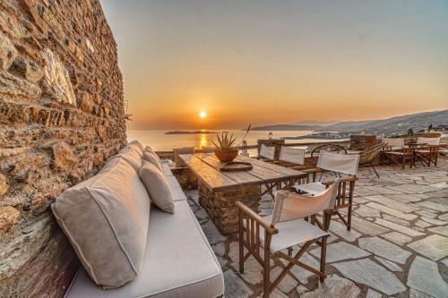 Kato Aprovatou Apartment | IRIDA Villa - Sea & Sunset Flats near Batsi by Explore Andros