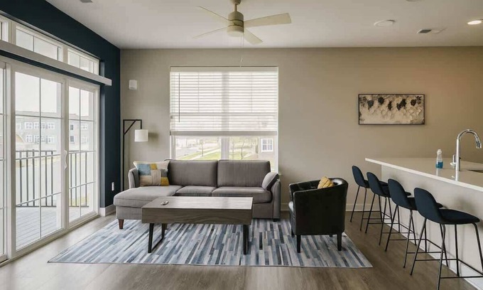 Whitestown Apartment | IRIE Living-Retreat Kg 2Bd+Gym+Pool, BRAND New!