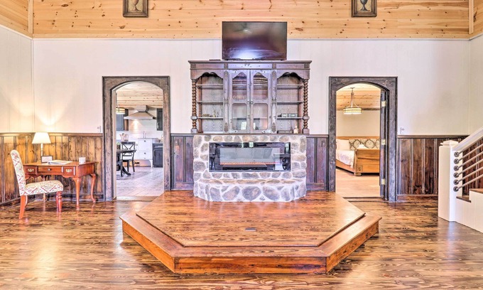 Waynesville Cottage | ‘Iron Duff Chapel’ - Unique Escape w/Mtn Views!