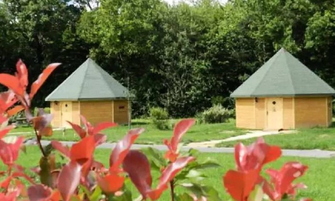 Dienne Cabin | Isba Yurt 4/6 People