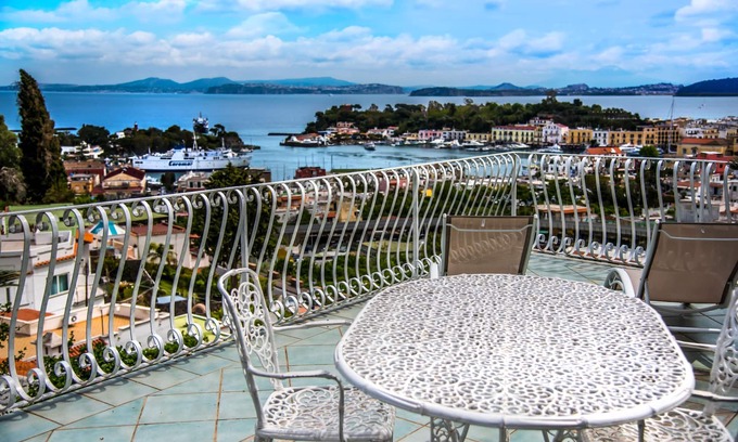 Ischia Porto House | Ischia Dream Visions - Ernst Studio Apartment