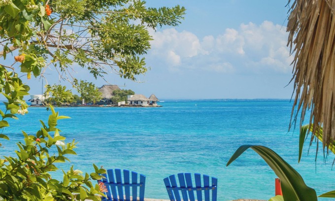 Centro Hotel | Isla del Pirata - Oficina de Reserva