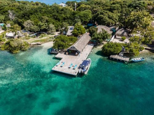 Rosario Islands Hotel | Isla Los Erizos EcoHouse