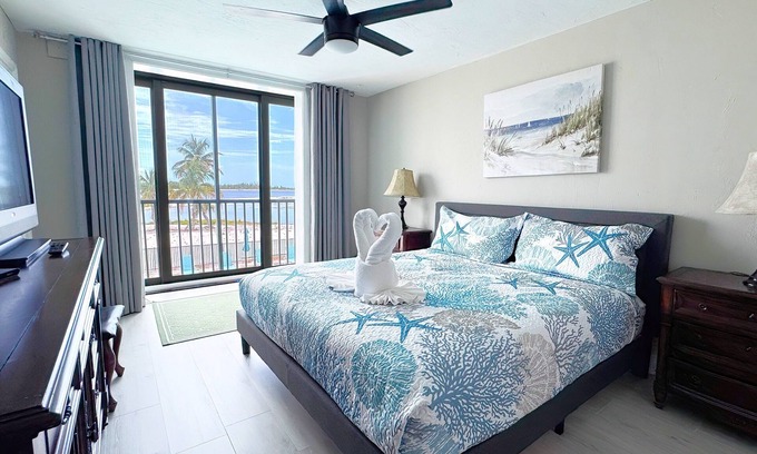 South Island Condo | Island's End #103 "Island End Paradise" - 2 Bedroom Beachfront