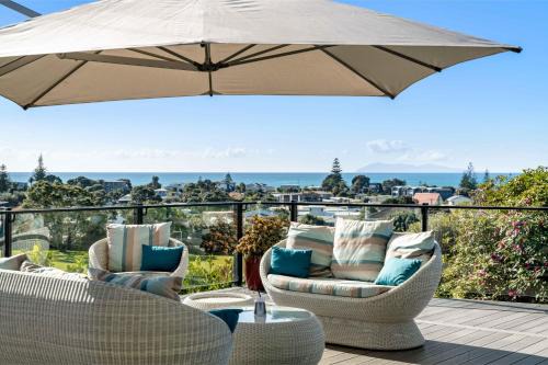 Waihi Beach House | Island Views - Waihi Beach Holiday Home
