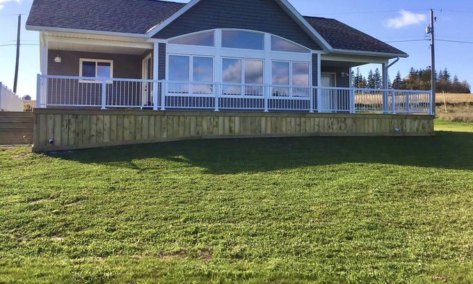Anne's Land House | Island Will - Waterfront cottage - Cavendish