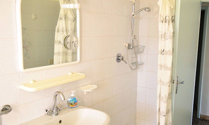 Marina di Castagneto Carducci Apartment | Apartment with veranda and garden just 300 meters from the sea