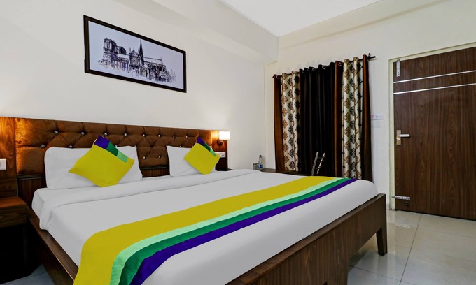 Mohali Hotel | Itsy By Treebo - Starwood
