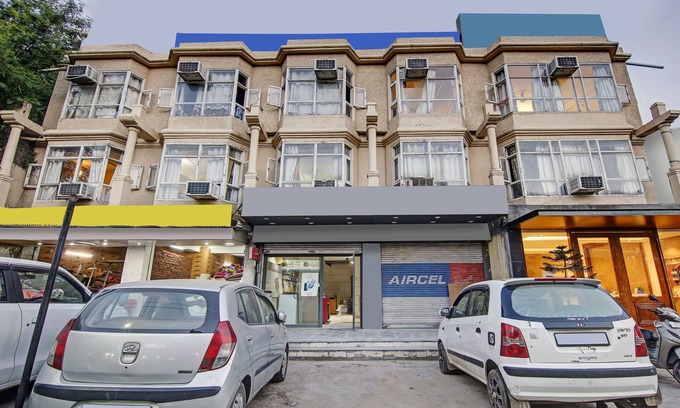 Jammu Hotel | Itsy Hotels Amrita Raghunath Bazaar Jammu