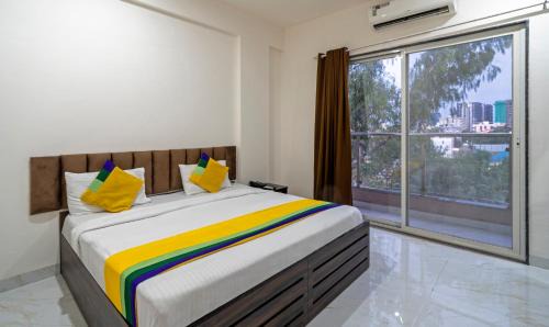 Kharadi Hotel | Itsy Hotels Revmantra