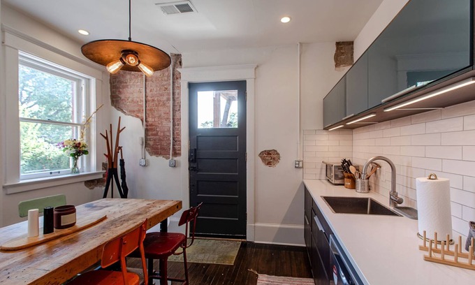 Hanover Place Apartment | Ivy House Central Midtown