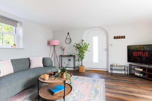 Scalby House | Ivy Mews - Converted Barn in Popular Village