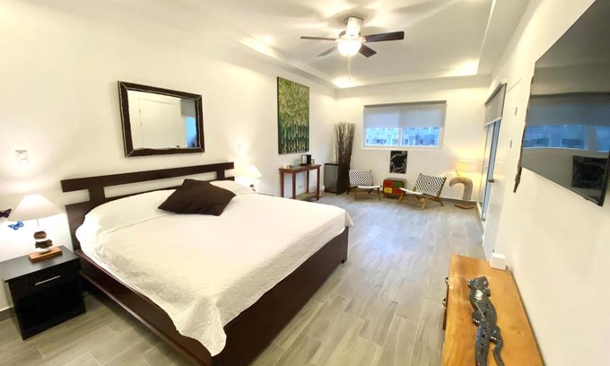 Villarreal House | Jacarandas #16, 5 min tamarindo