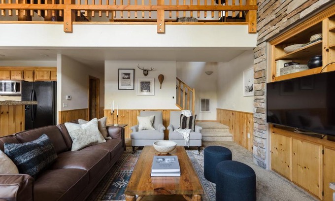 Summit Estates House | Jackhorn By AvantStay Spectacular Cozy Cabin w Hot Tub