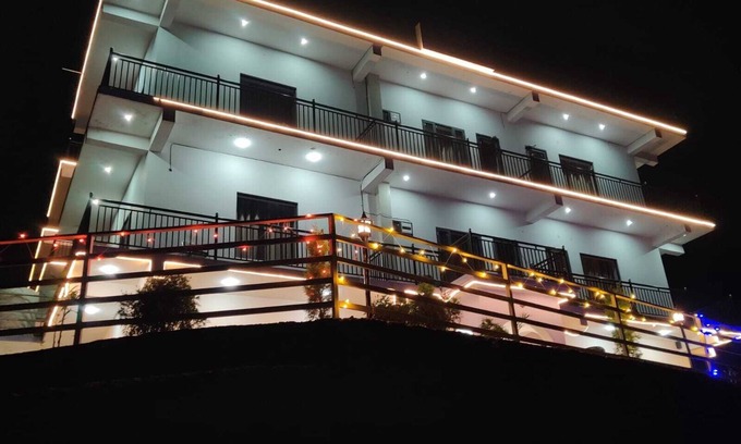 Nahan Hotel | Jaitak Resort By Pine