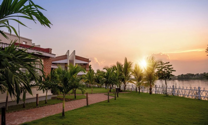 Lalbagh Resort | JALCHHABI HOTEL AND RESORT
