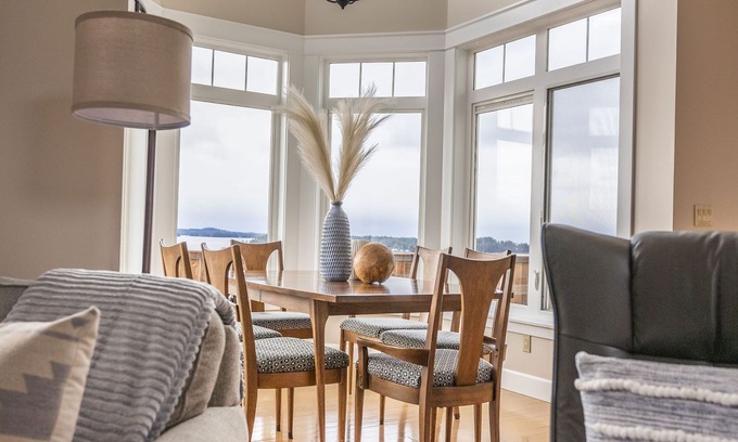 Sitka House | Jamestown Bay Retreat