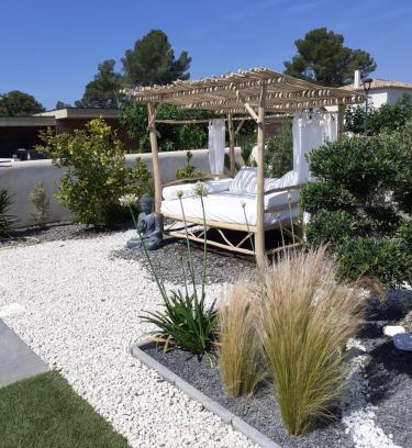La Londe-les-Maures Bed & Breakfast | jardin zen