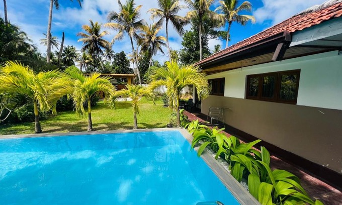 Hikkaduwa Villa | Jaya Villa