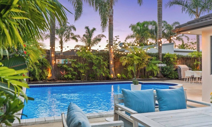 Papamoa Beach House | JB's Sanctuary - Papamoa Holiday Home