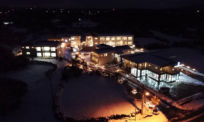 Seongsan Hotel | Jeju Ocean Square Resort