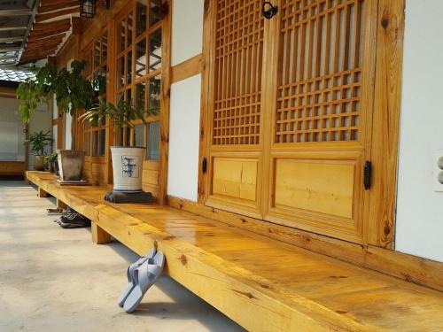 Jeonju House | Jeonju Hanok-an hanok an Pension