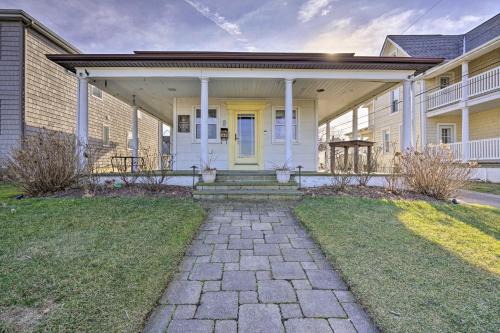 Wall House | Jersey Shore Getaway with Grill Walk to Beach!