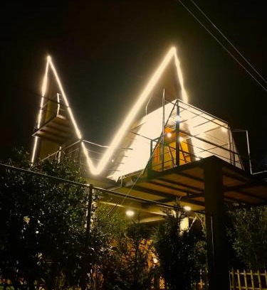 Nuwara Eliya Bed & Breakfast | Jetzo Grand Chalet