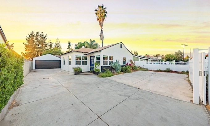 Mayflower Village House | Jie’s choice — Superb 2B1B Single Home