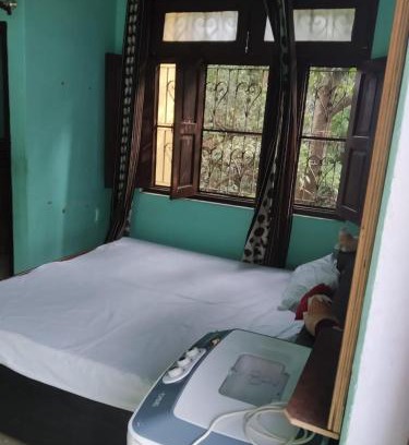 Dhikuli House | Jim Corbett Homestay, Beside NEST RESTAURANT, village LADUA, Jim Corbett National Park Near Bijrani, Garjiya Zones