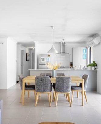 Butler House | Jindee Beach 2km away, Magical memories in Butler