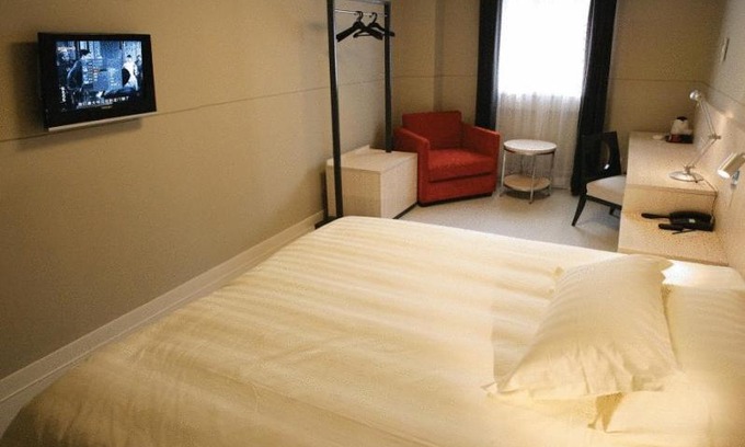 Changning Hotel | Jinjiang Inn - Shanghai Changning