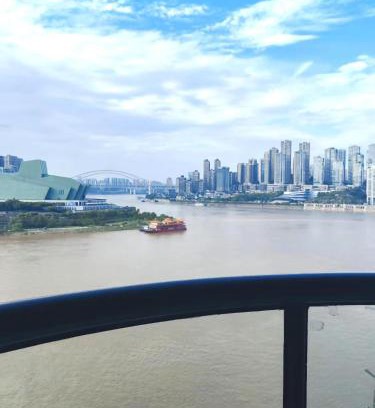 Yuzhong Apartment | Jinxin Riverview B&B