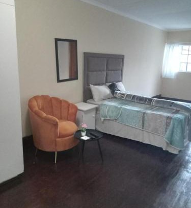 Greater Johannesburg Metropolitan Area House | Johannesburg guest house Kensington
