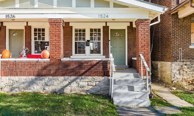 Weinland Park House | Johnny's Place - 3 BR/1BA