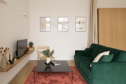 Saint-Thomas-d'Aquin Apartment | Joie Paris St Germain-des-Prés - Bon Marché