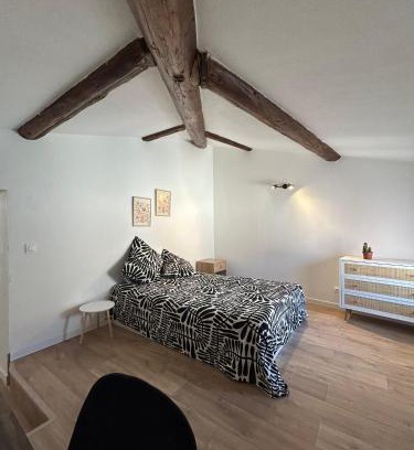 Saint-Maximin-la-Sainte-Baume Apartment | Joli T2 en plein coeur de Saint Maximin