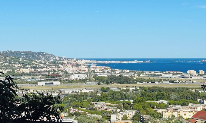 Les Termes Apartment | Joli Appartement 2 Chambres - Terrasse vue mer