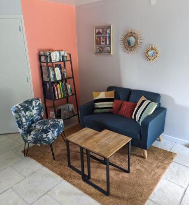 Lassay-les-Chateaux Apartment | Joli studio à la campagne